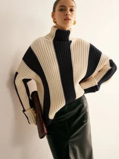 Ribbed Color Block Turtleneck Sweater