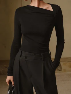 Ribbed Knit Long Sleeve Asymmetric Shirt