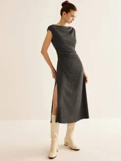 Ribbed Sleeveless Pleated Slim Dress