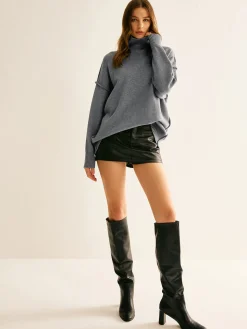 Ribbed Turtleneck Knit Top