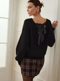 Ribbed V-Neck Bow Sweater
