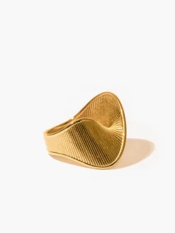 Ripple Twist Ring