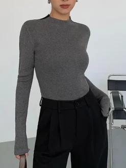 Round Neck Contrast Trim Slim Knit Top