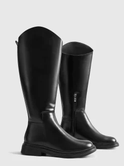 Rounded Toe Knee High Boots