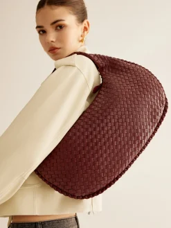 Rounded Woven Zipper Handbag