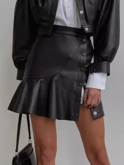 Ruffle Button Clasp PU Leather Skirt
