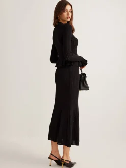 Ruffle Slim Sweater Dress