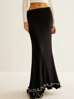 Ruffle Soft Sweater Skirt