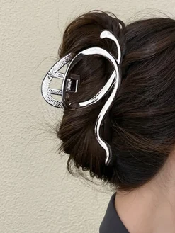 Sea Wave Hair Claw