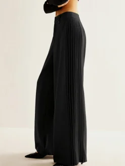 Side Pleated Wide-Leg Pants