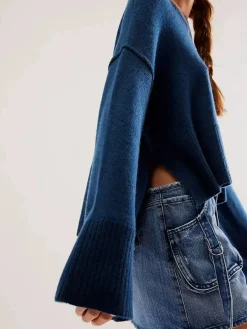 Side Split Oversized Pullover Sweater