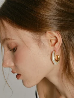 Silver Needle Pearl Earrings