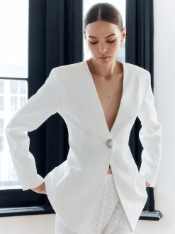 Solid Metal Button V-Neck Blazer