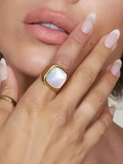 Square Shell Signet Ring
