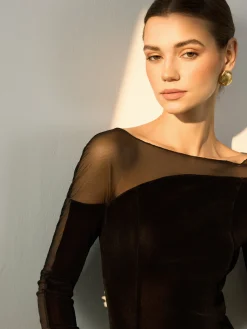 Straight Shoulder Sheer-Detail Slim Top