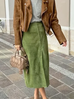 Suede Slit Zipper Skirt