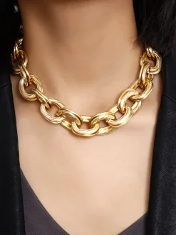 Thick Golden Link Necklace