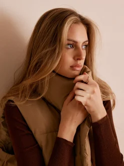 Turtleneck Quilted Zipper Vest