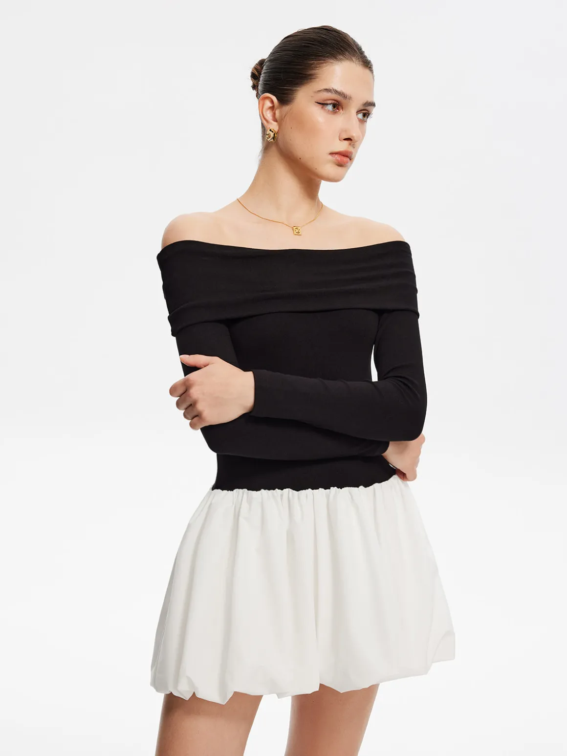 Two Tone Off Shoulder Bubble Short Dress