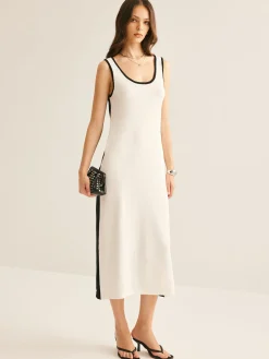 Two Tone Panel Pockets Tank Dress