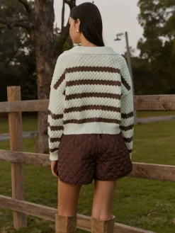 Two-Tone Striped Lapel Short Sweater