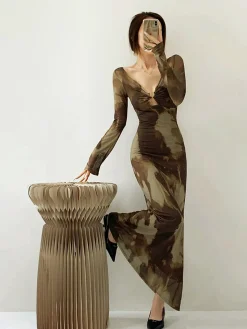 U-Ring Ombre Slim Dress