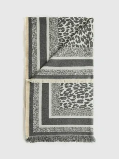 Utility Printed Tassel Scarf