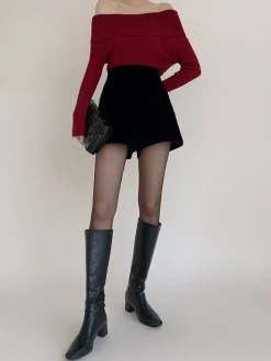 Velvet Wide-Leg Shorts