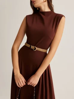Versatile Buckle Slim Leather Belt