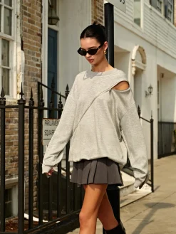 Versatile Pleated Mini Skirt With Belt