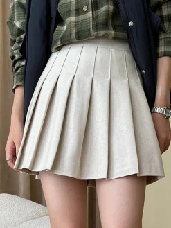 Versatile Pleated Mini Skirt