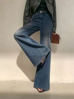 Vintage Low Rise Washed Wide Leg Jeans