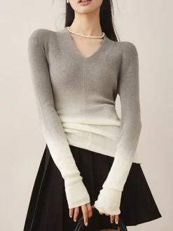 V-Neck Gradient Slim Knit Top