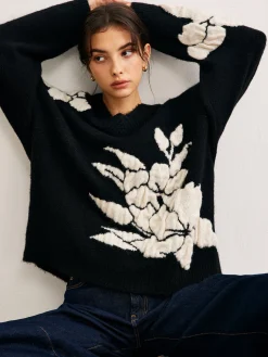 V-Neck Knit-Floral Shift Sweater