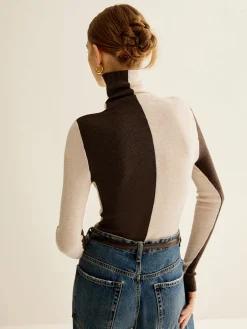 Wool-Blend Turtleneck Color Block Knit Top